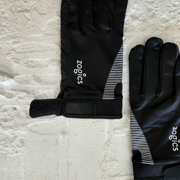 Running Gloves, NWT - Picture 5 of 10